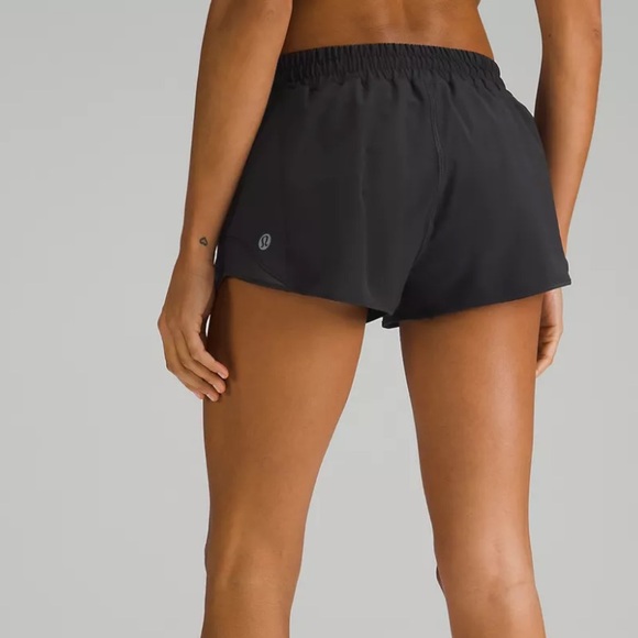 Hotty Hot Low-Rise Lined Short 2.5" - Picture 4 of 4